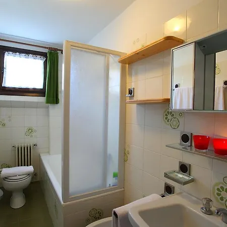 Apartment Vista - Happy